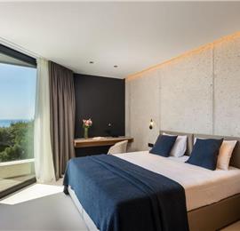 6 Bedroom Villa with Heated Infinity Pool and Sea Views in Dubrovnik, Sleeps 12